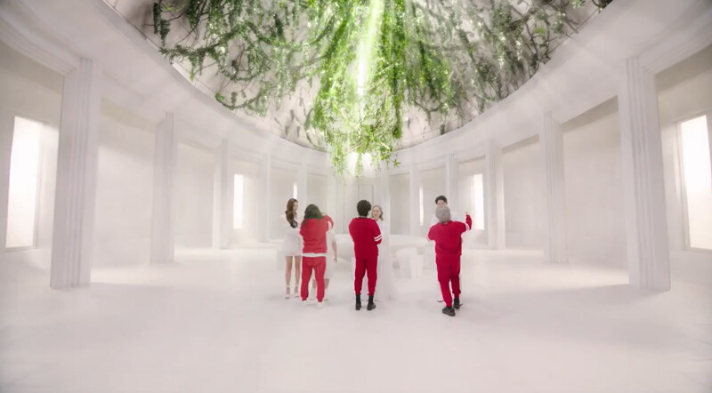 驅魔人進入沉睡狀態，可以進入「融」，與融人相見