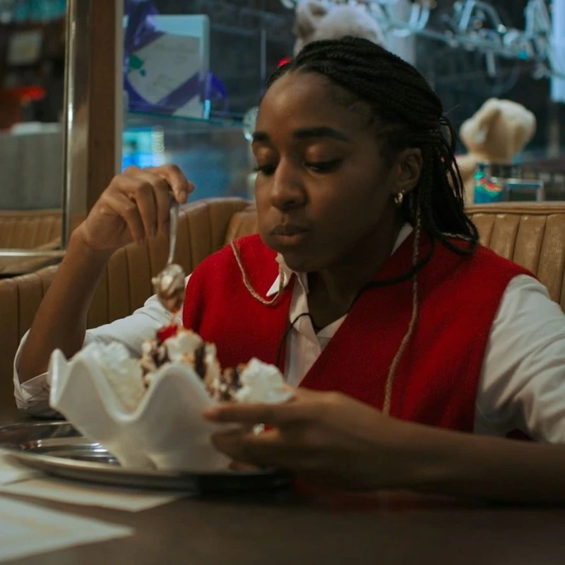 辛妮為了尋找靈感走訪芝加哥各大餐廳。