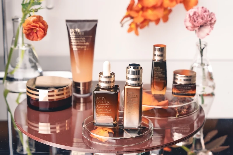 雅詩蘭黛「小棕家族」特潤超導全系列。 雅詩蘭黛「小棕家族」特潤超導全系列。