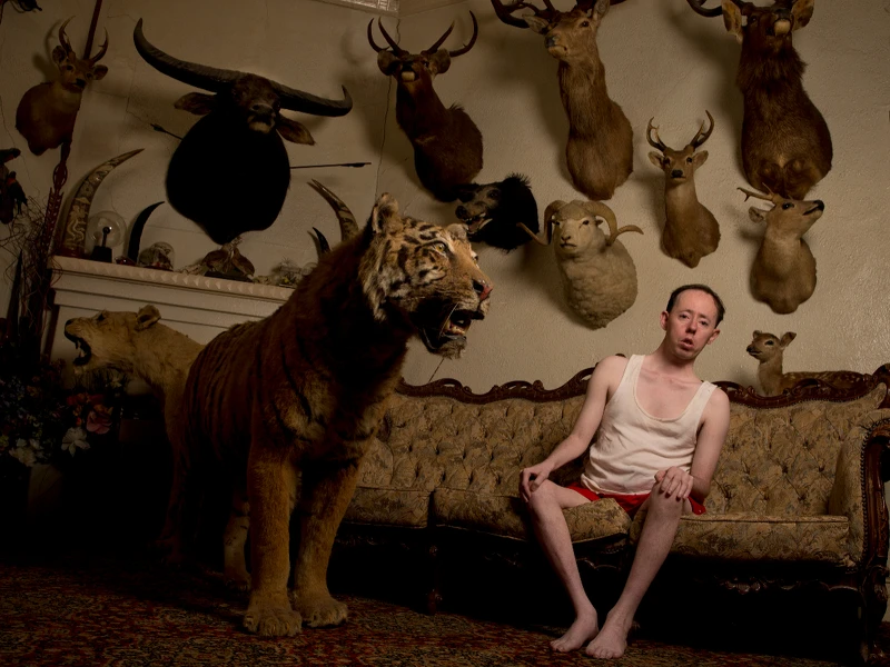 背靠背劇團《當獵人成為獵物的影子》（兩廳院提供_攝影 Jeff Busby）