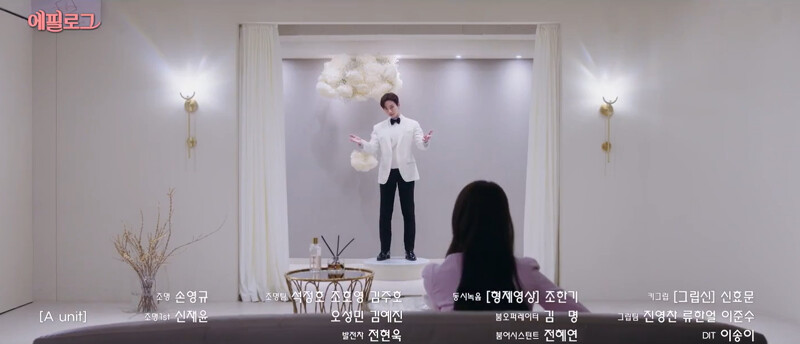 本部長試衣之後,被要求「轉一圈看看」 本部長試衣之後,被要求「轉一圈看看」