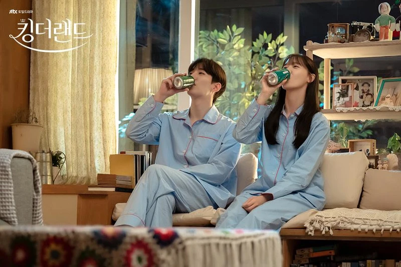 不只情侶衣,情侶睡衣也被熱搜 不只情侶衣,情侶睡衣也被熱搜