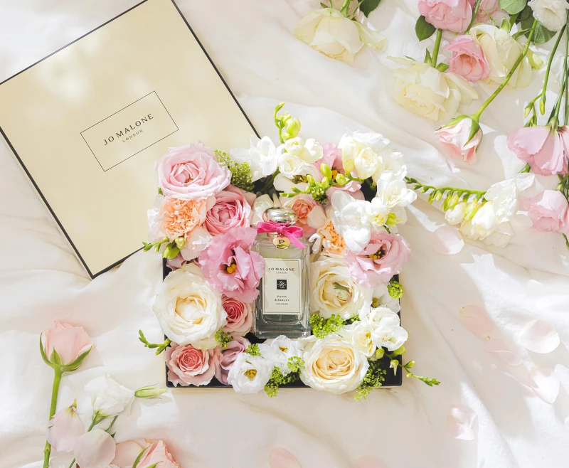 七夕情人節限定禮盒包裝服務，讓香氛與鮮花喚醒愛情的心動時刻