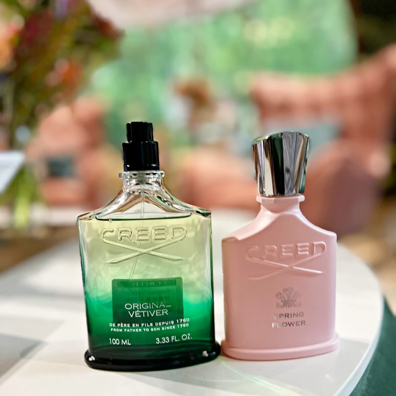 CREED (左)綠香岩蘭與(右)春漾花華。 CREED (左)綠香岩蘭與(右)春漾花華。