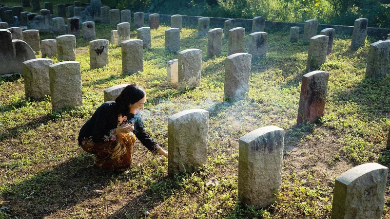 萬芳窮盡一生找尋父兄屍骨《五月雪》遭丈夫慘罵「臭婊子」 萬芳窮盡一生找尋父兄屍骨《五月雪》遭丈夫慘罵「臭婊子」