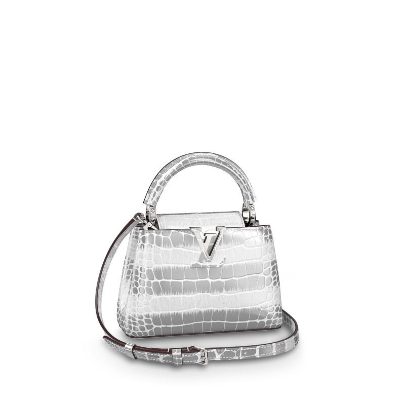 【銀白極光Aurora White Silver】Capucines Mini NT$1,050,000。 【銀白極光Aurora White Silver】Capucines Mini NT$1,050,000。