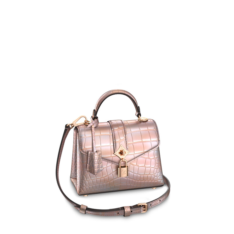 【無限粉紅Infinite Pink】Rose Des Vents Mini NT$1,000,000。 【無限粉紅Infinite Pink】Rose Des Vents Mini NT$1,000,000。