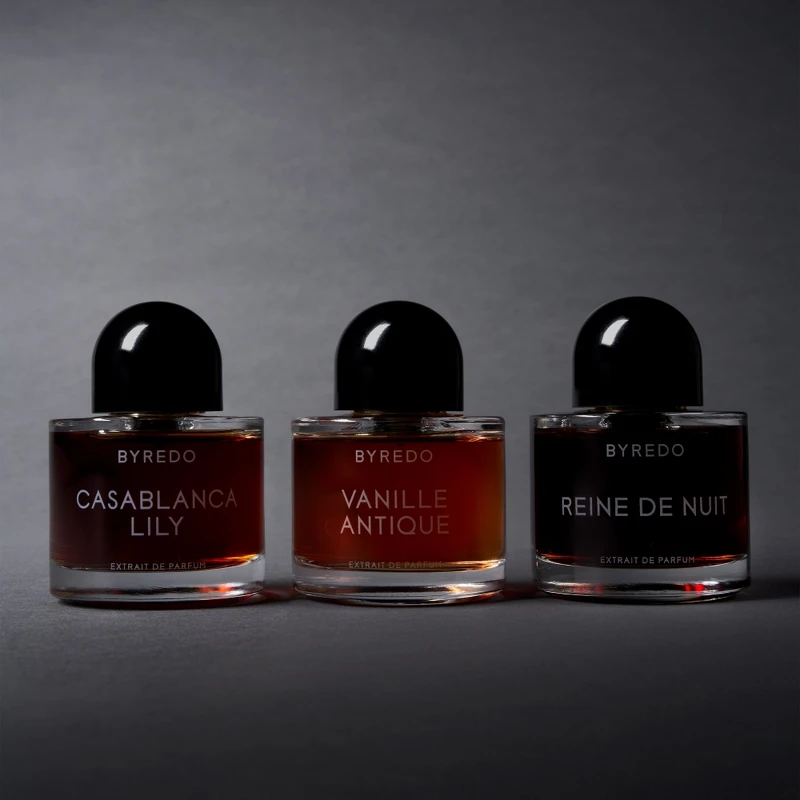 Byredo夜紗系列奢華香精形象圖(左起)異夜幽香、梵尼古珀、夜之女王。