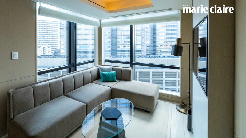 東京新宿金普頓酒店套房一隅,視野相當遼闊 東京新宿金普頓酒店套房一隅,視野相當遼闊