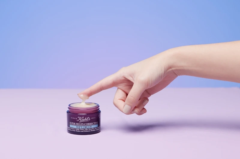 Kiehl’s契爾氏超進化無油抗老果凍霜50ml,NT2,800 Kiehl’s契爾氏超進化無油抗老果凍霜50ml,NT2,800