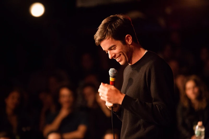 約翰穆拉尼（John Mulaney）。