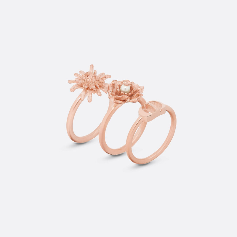 D-Millefiori戒指套裝,NT19,500 D-Millefiori戒指套裝,NT19,500