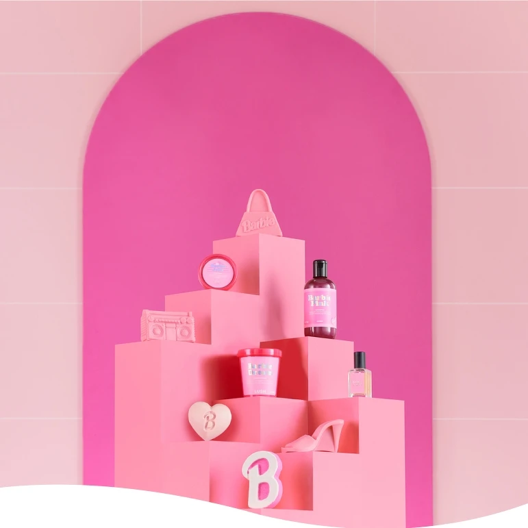 LUSH與經典玩具品牌美泰兒推出限量版Barbie™ x LUSH系列。