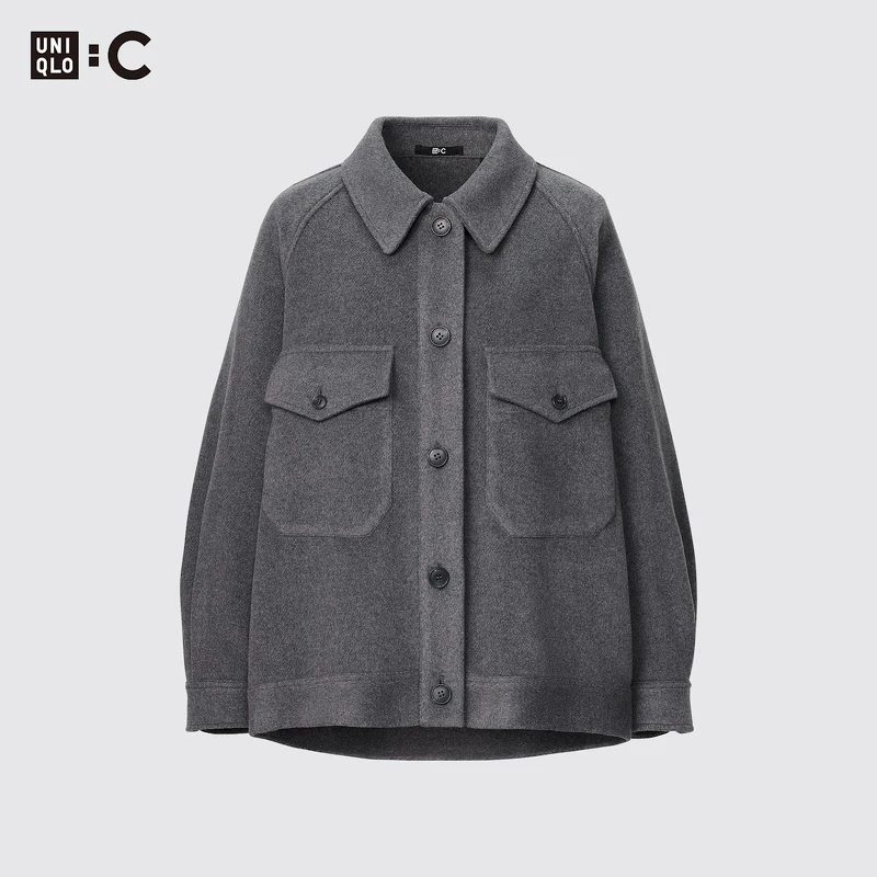 寬版外套 售價 NT$2,990。