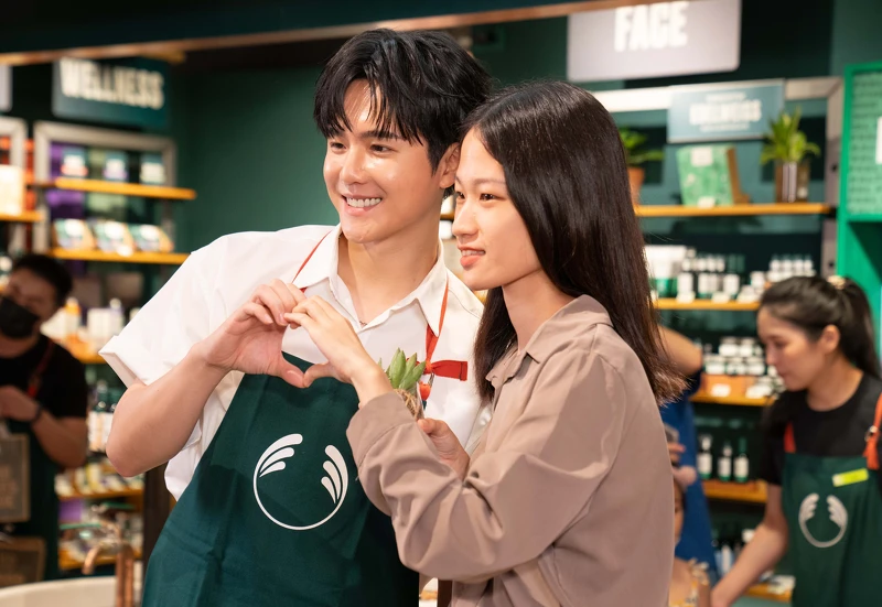 一日店長許凱皓與粉絲親密合照 一日店長許凱皓與粉絲親密合照