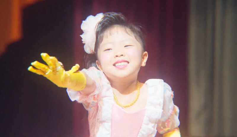 《假面女郎》金貌美唱跳《旋律中的那支舞》