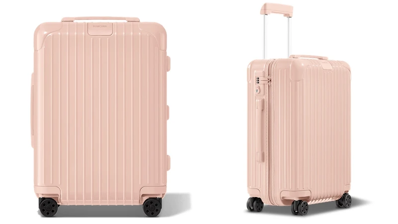 RIMOWA Essential Cabin Petal 花瓣粉行李箱 NT$30,500。 RIMOWA Essential Cabin Petal 花瓣粉行李箱 NT$30,500。