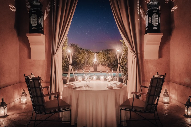 附設包廂空間。 附設包廂空間。