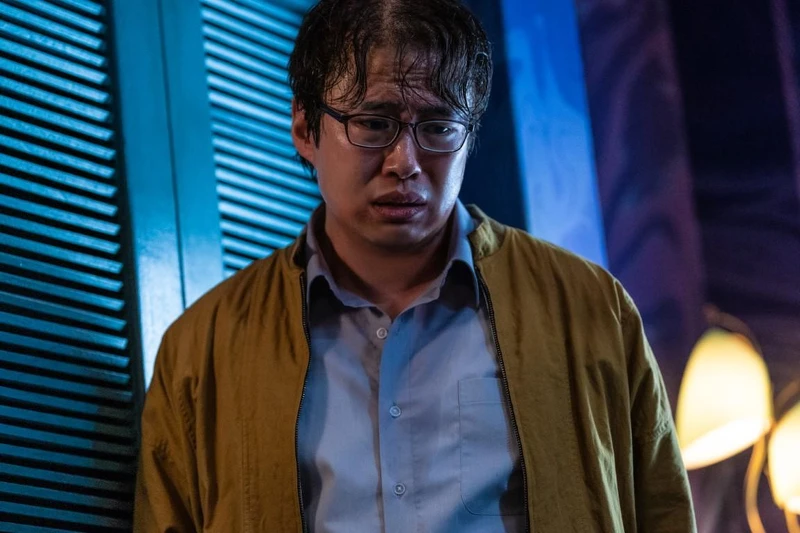 《假面女郎》悟南想要獨佔面具姊,強烈的佔有慾因而失手殺人 《假面女郎》悟南想要獨佔面具姊,強烈的佔有慾因而失手殺人