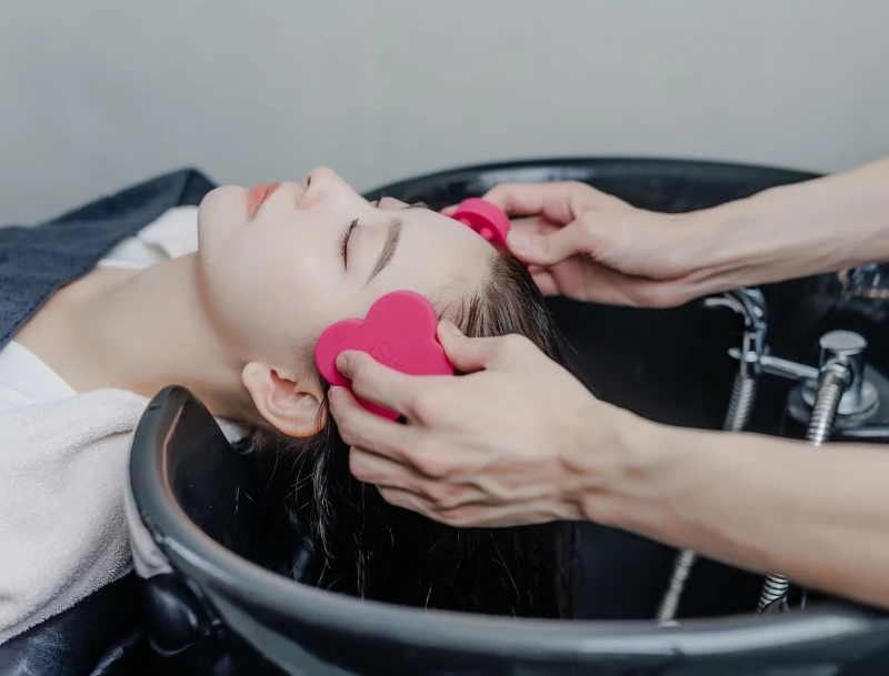 uka首席護理師教授獨家按摩技法,全方位美麗舒壓療程首度登台。 uka首席護理師教授獨家按摩技法,全方位美麗舒壓療程首度登台。