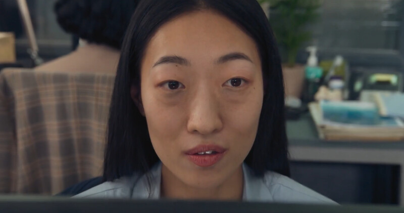 《假面女郎》金貌美總是情不自禁偷看朴組長 《假面女郎》金貌美總是情不自禁偷看朴組長