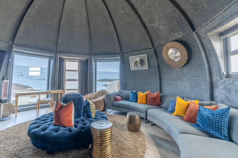 White Desert, Whichaway