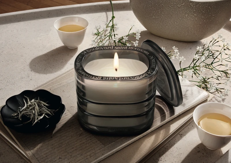 Diptyque大千之境系列訊香氛蠟燭(La Vallée du Temps時間幽谷)270g，NT8,000