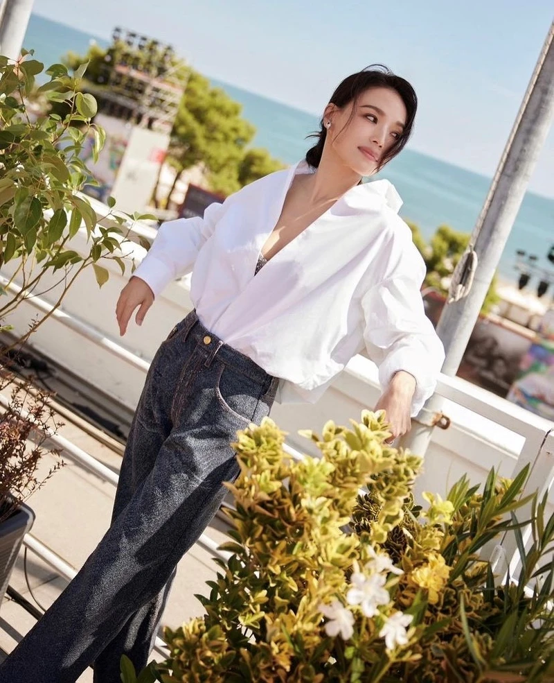 舒淇在2023年威尼斯影展的珠寶穿搭造型盤點