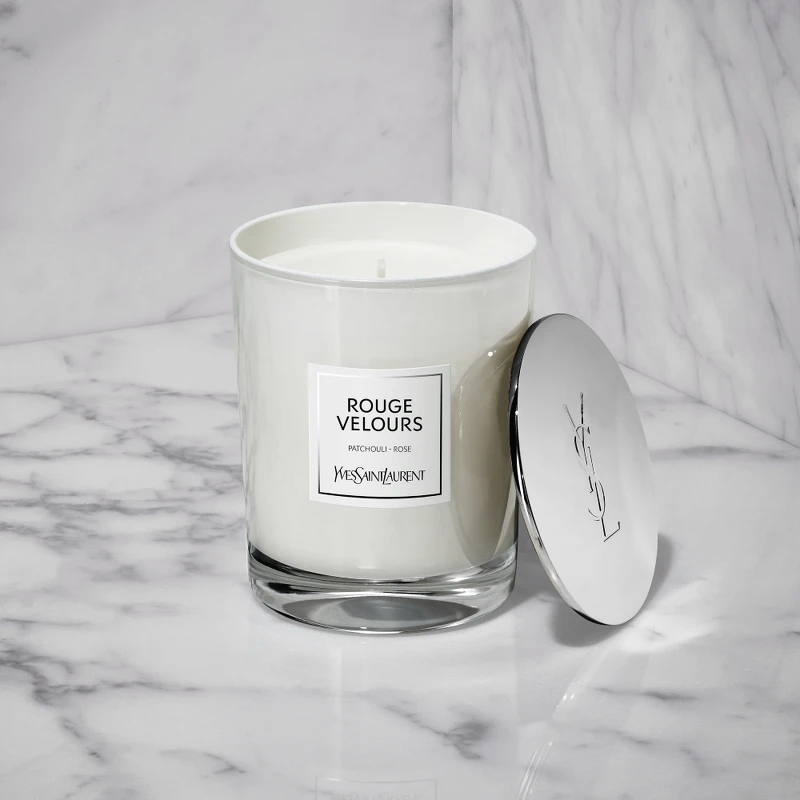 YSL時尚訂製香氛蠟燭-絲絨舞衣165g,NT2,950 YSL時尚訂製香氛蠟燭-絲絨舞衣165g,NT2,950