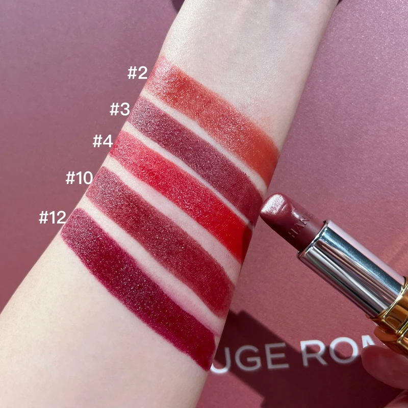 香奈兒康朋街31號唇膏推薦色手部試色。