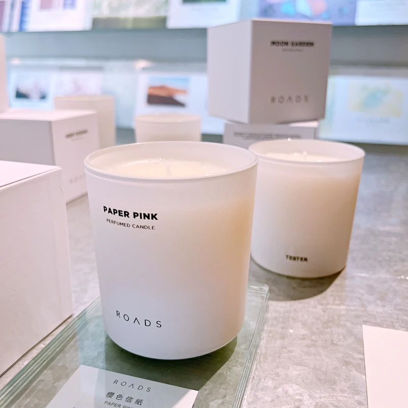 ROADS櫻色信紙蠟燭PAPER PINK 250g，NT2,980
