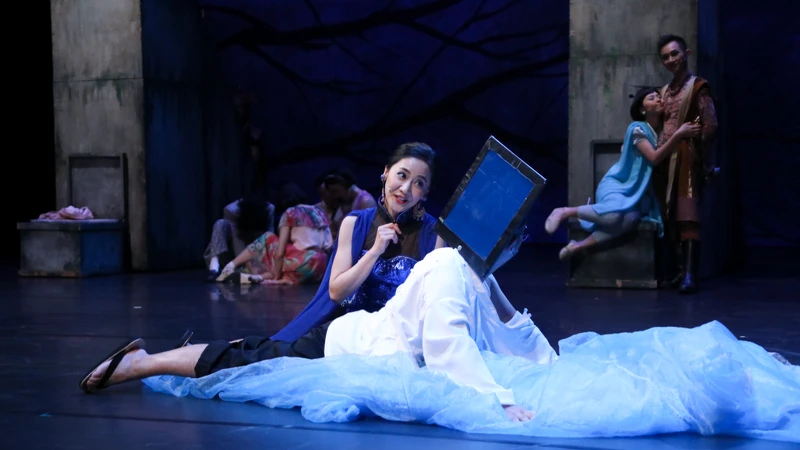 《熱天酣眠》劇照。 《熱天酣眠》劇照。