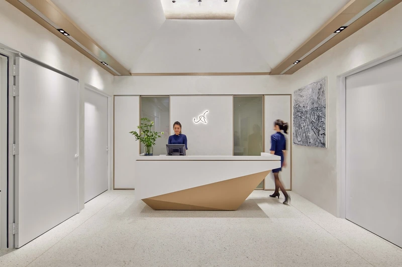 從餐廳大聽空間開始了感官體驗。 從餐廳大聽空間開始了感官體驗。