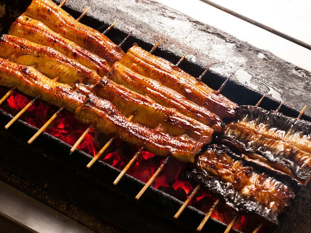 蒲燒鰻魚鹹甜口感超美味。