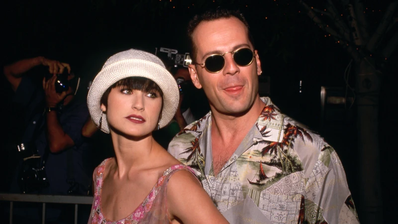 黛咪摩爾、布魯斯威利在低潮時互相扶持。 黛咪摩爾、布魯斯威利在低潮時互相扶持。