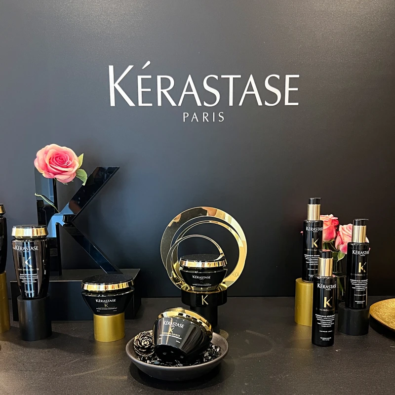 KÉRASTASE巴黎卡詩黑鑽極萃逆時系列。 KÉRASTASE巴黎卡詩黑鑽極萃逆時系列。