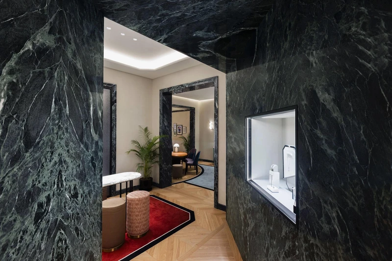 Boucheron寶詩龍台北101精品店