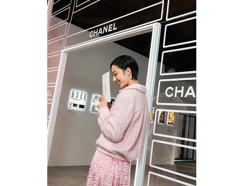 桂綸鎂於康朋街31號唇膏鑑賞活動中擦上 #10拜占庭珠寶 桂綸鎂於康朋街31號唇膏鑑賞活動中擦上 #10拜占庭珠寶