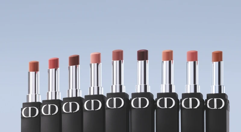 2023全新DIOR迪奧超完美持久唇膏情境圖。