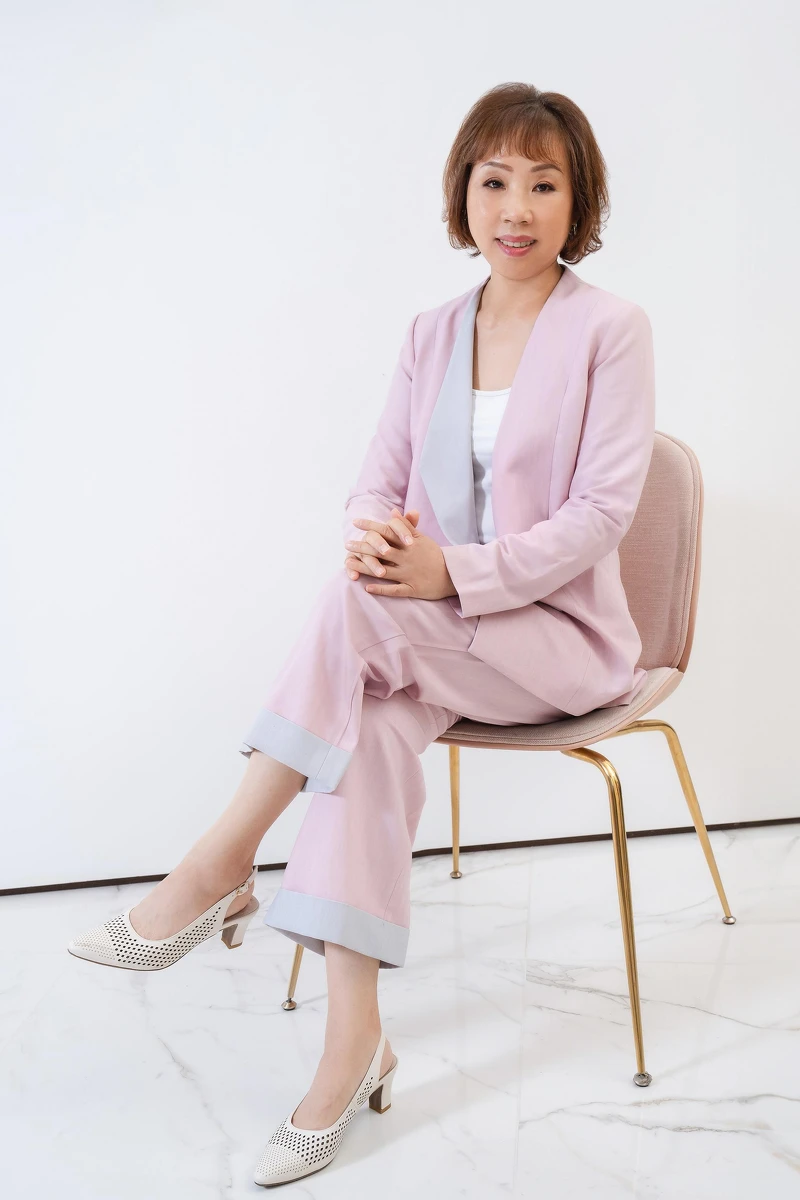 克麗緹娜技術副總裁 范瑞華 克麗緹娜技術副總裁 范瑞華