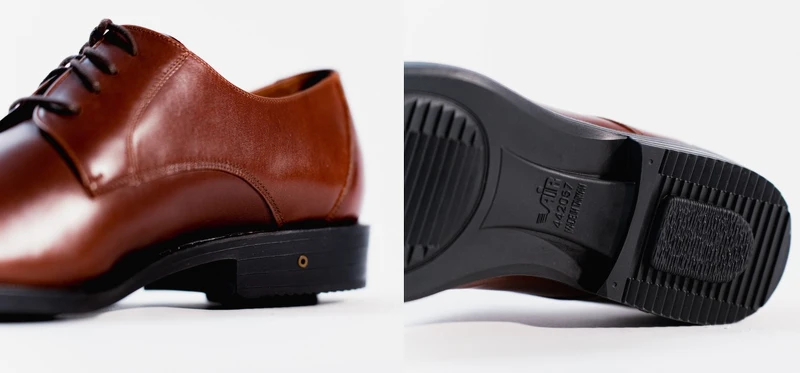 獨家專利空氣鞋大底不僅有著減壓緩震的超舒適功能，同時也具備透氣抗菌功能，讓鞋子不會有異味產生。