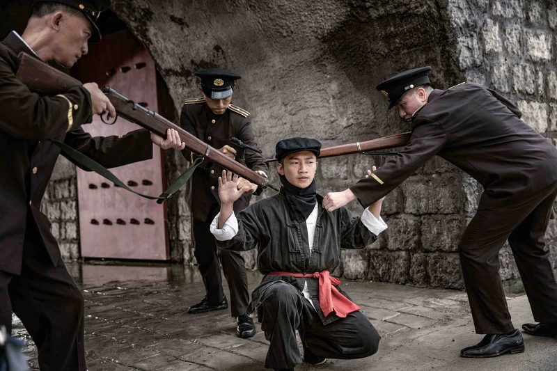 阿發面對日本兵沒在怕,鋌而走險只為幫助貧苦人 阿發面對日本兵沒在怕,鋌而走險只為幫助貧苦人