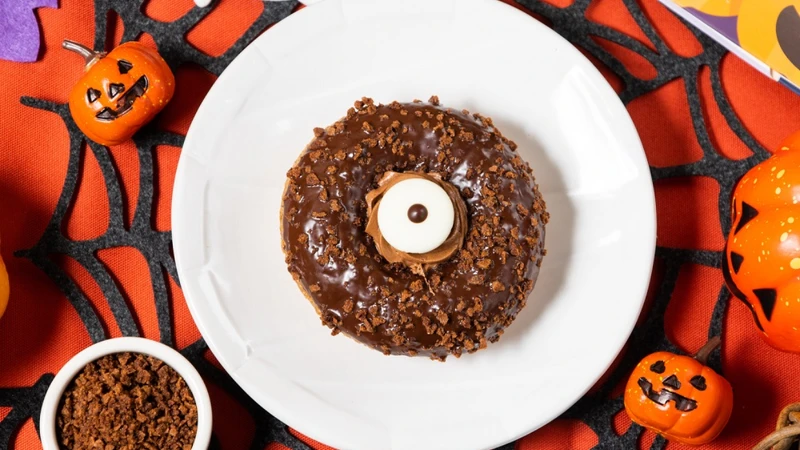 Mister Donut萬聖節甜甜圈可可獨眼蛋糕圈。