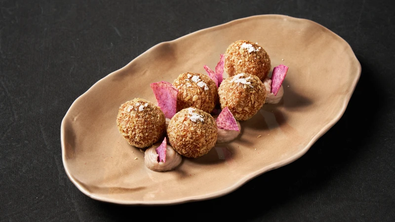 烏龍芋泥鴨。 烏龍芋泥鴨。