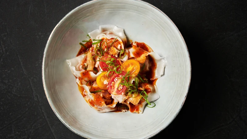 麻辣番茄奶油抄手。 麻辣番茄奶油抄手。