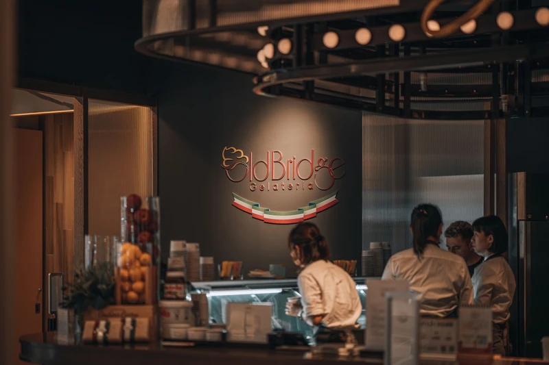 位於NOKE 忠泰樂生活三樓空間的「Old Bridge」亞洲旗艦店。