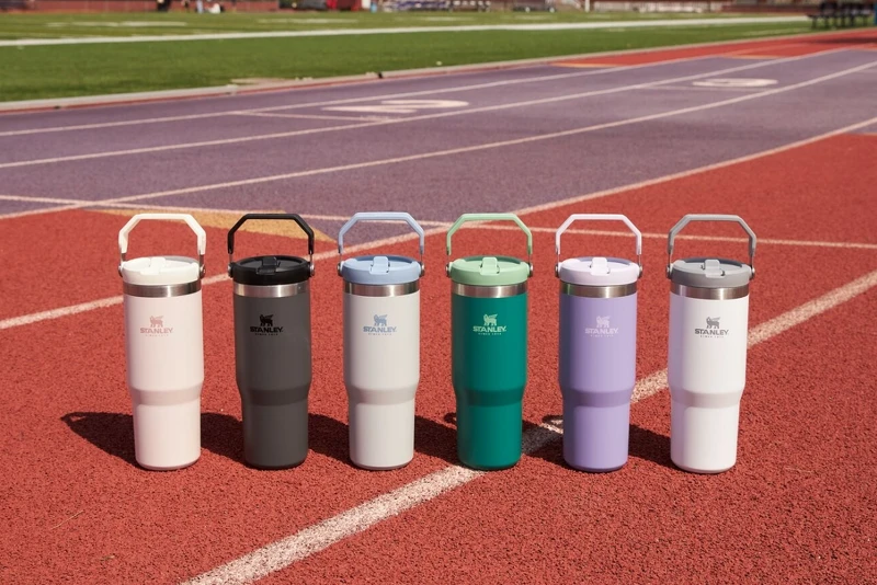 Stanley推出「IceFlow手提式吸管杯」此為Stanley經典系列。 Stanley推出「IceFlow手提式吸管杯」此為Stanley經典系列。