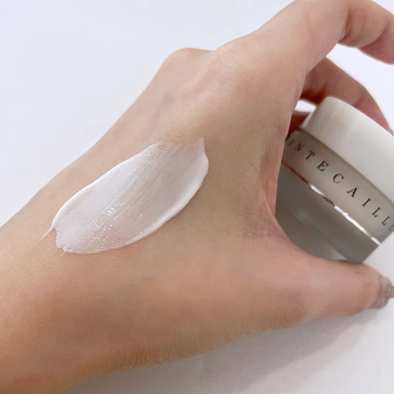 香緹卡鑽石明眸拉提眼霜15ml,NT8,700 香緹卡鑽石明眸拉提眼霜15ml,NT8,700