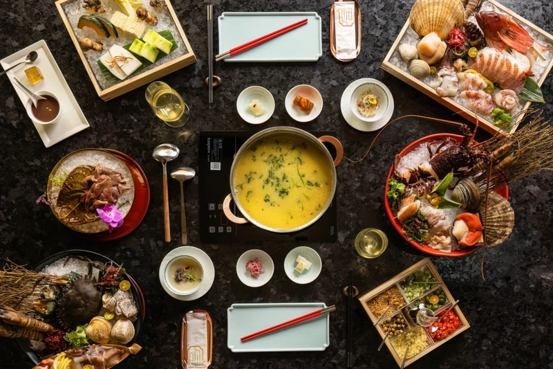 有別於市場上多為日式鍋系,「明粵」主打粵式鍋物。 有別於市場上多為日式鍋系,「明粵」主打粵式鍋物。