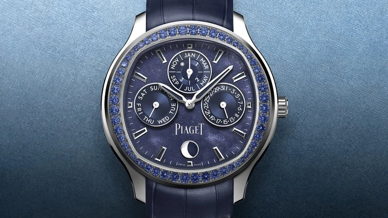 PIAGET Polo藍色黑曜石超薄萬年曆自動腕錶,42毫米錶徑,搭載伯爵自製 1255P 自動上鍊機芯,價格店洽 PIAGET Polo藍色黑曜石超薄萬年曆自動腕錶,42毫米錶徑,搭載伯爵自製 1255P 自動上鍊機芯,價格店洽